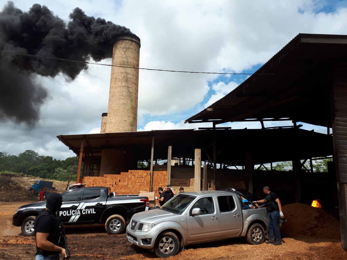 POLÍCIA CIVIL INCINERA MAIS DE 300 QUILOS DE DROGAS 